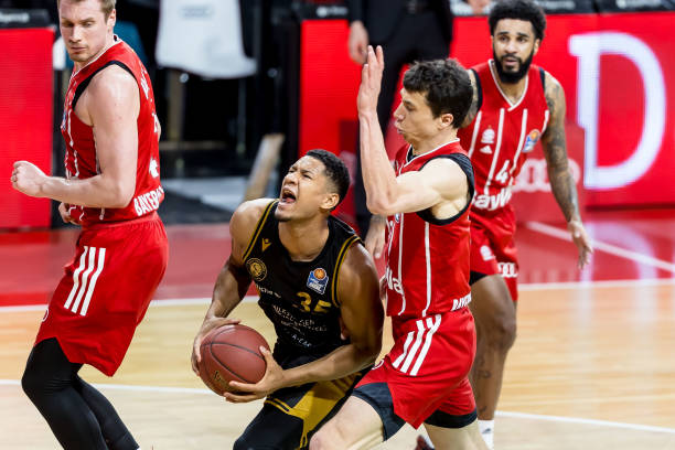 繁更换球队 繁更换球队