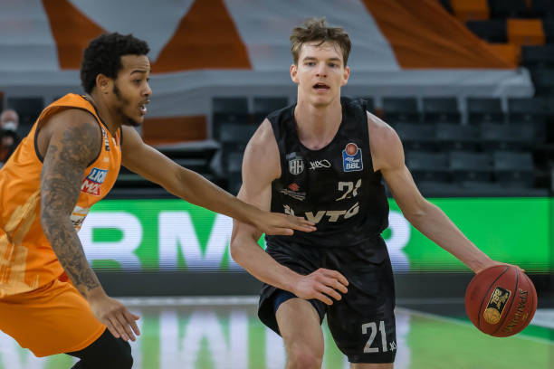 姆巴佩本赛 姆巴佩本赛