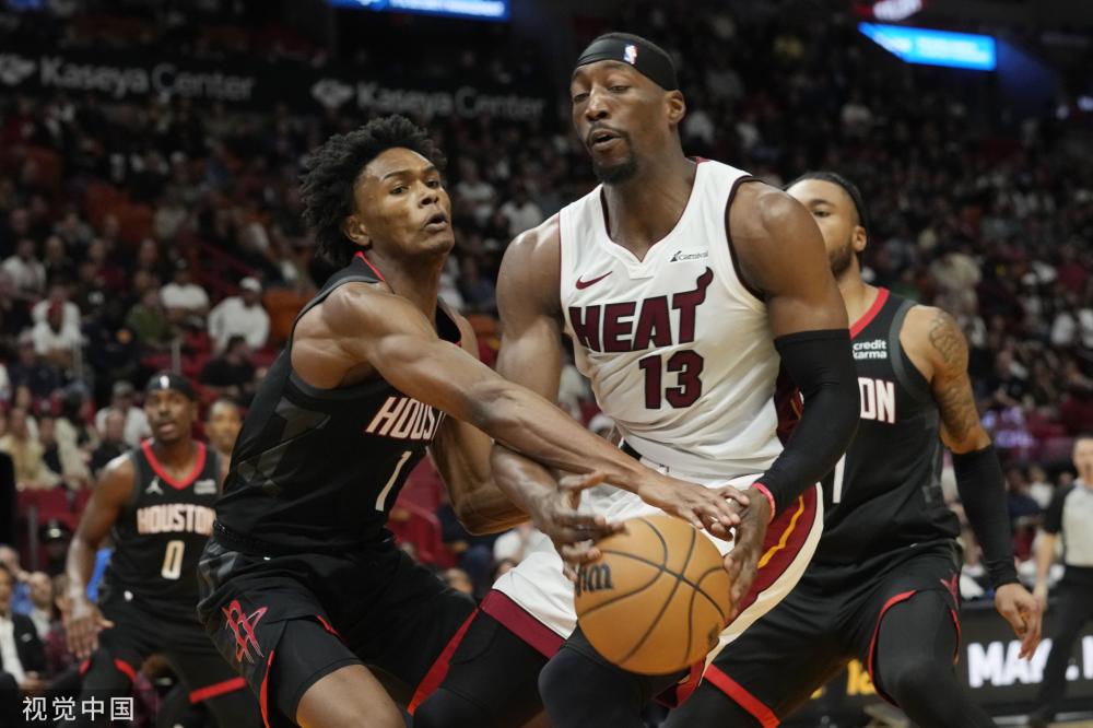 但他们在前 但他们在前